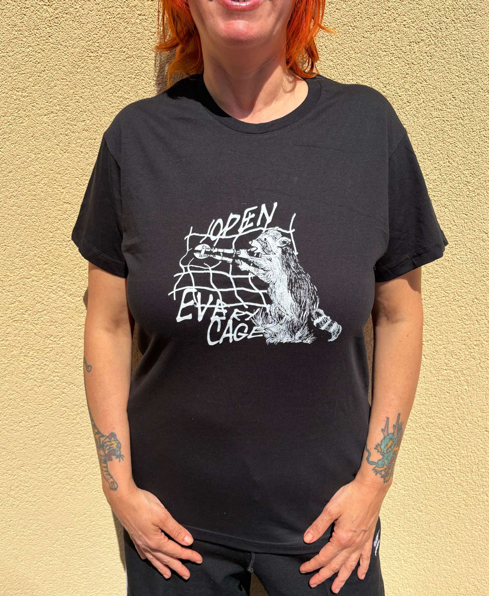 T shirt Open every cage